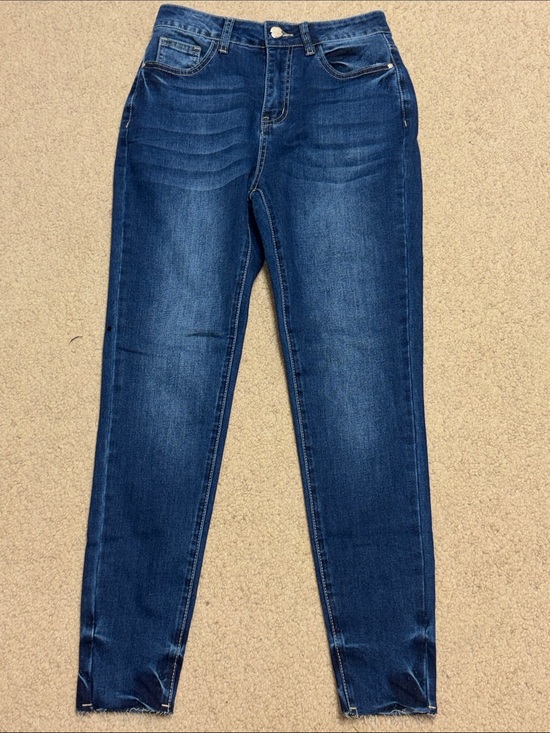 Denim - Women's Skinny Jeans in Dark Blue Wash - Sleek Slim Style